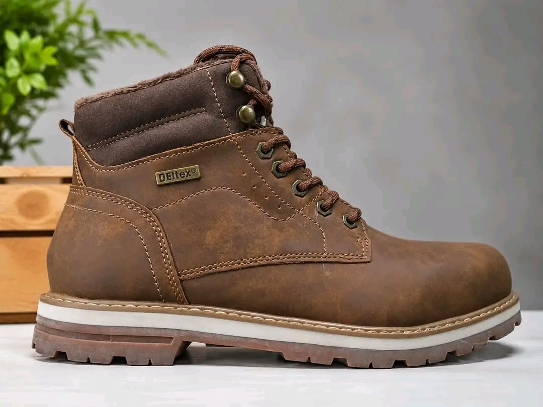 Land Rover Premium Lace-Up Boot